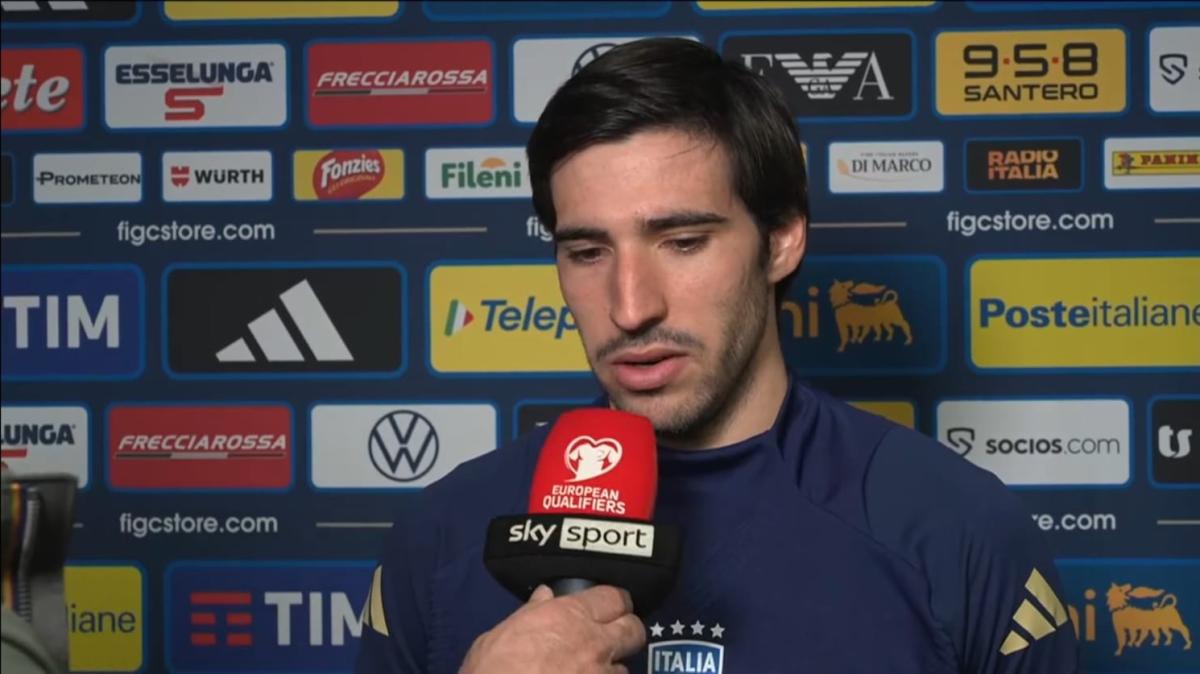 Tonali: "Pio Esposito? Quando uno è forte e si impegna merita tutto il nostro affetto"