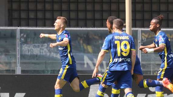 Colpo di coda del Verona, 2-1 alla Fiorentina. Finisce senza reti tra Empoli e Frosinone