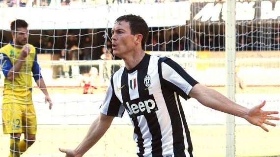 Lichtsteiner: "Napoli e Inter ottime, però la Juve..."