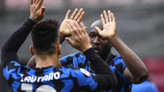 Il Milan proclama, l'Inter dilaga: Lautaro e Lukaku schiantano i rossoneri, finisce 3-0. Ed è allungo