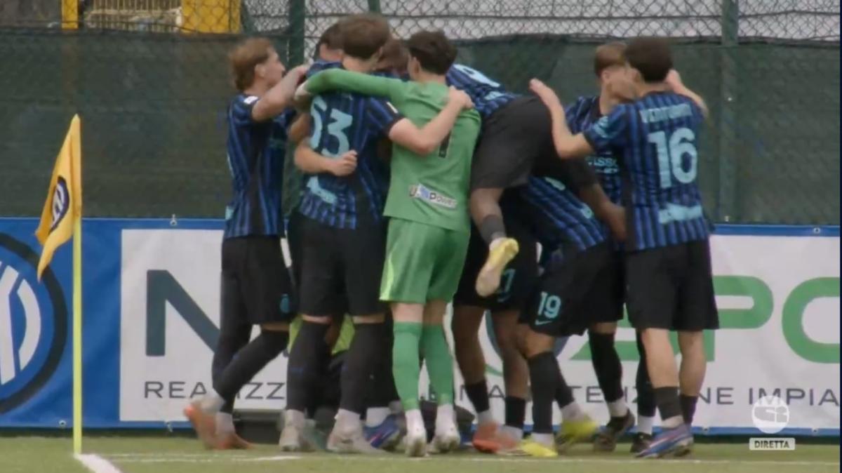 L'Inter U20 ha un carattere così: i nerazzurri vanno sotto 2-0 con la Lazio, rimontano e vincono 3-2 al 94'