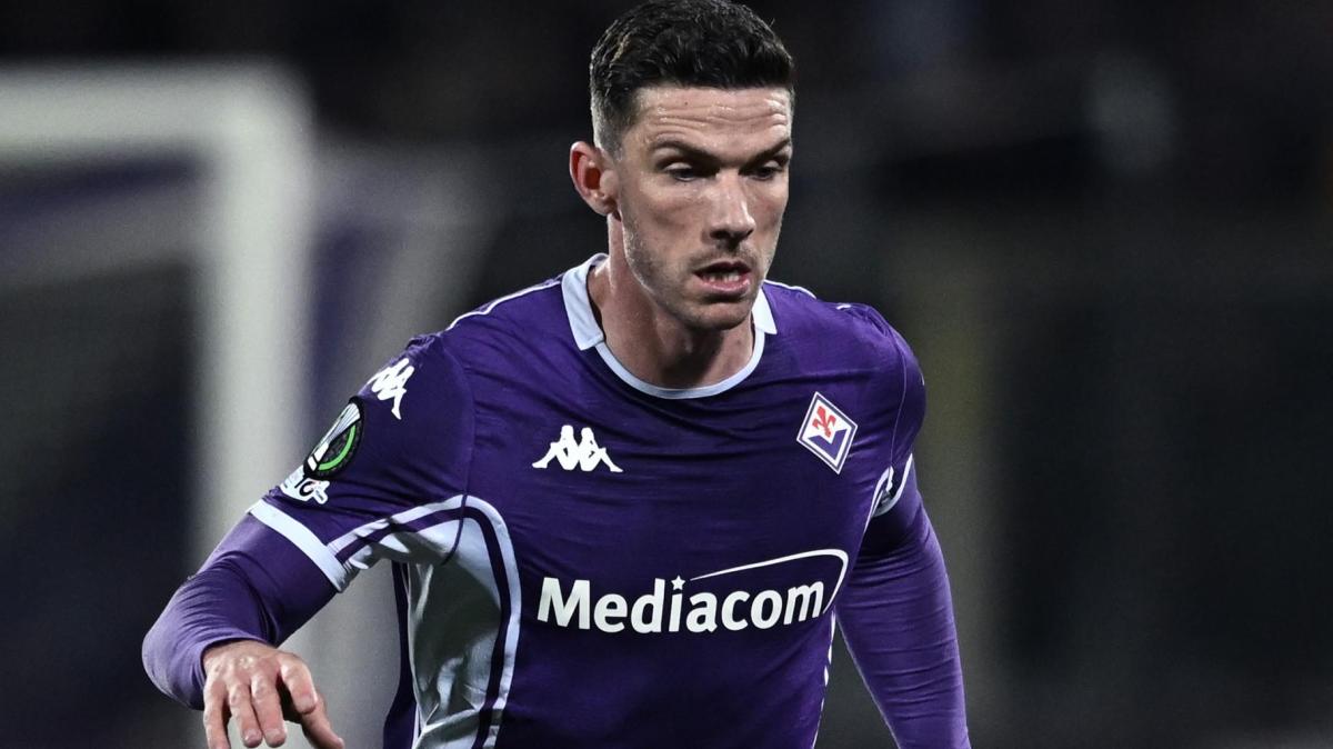 Qui Fiorentina - Gosens c'è, Fortini no: i convocati di Vanoli per la sfida al Rakow