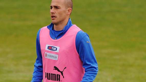 Cannavaro consiglia Santon: "Lascia l'Inter"