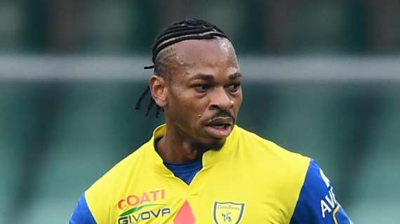 Il Chievo denuncia: "Frase razzista di Marconi verso Obi". ll Pisa replica: "Non accettiamo lezioni"