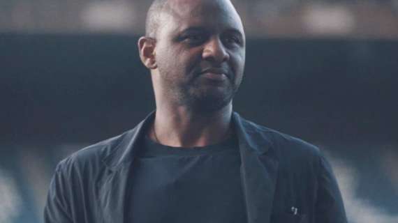 Vieira ricorda: "Ho avuto Mourinho all'Inter, era spietato. Serve anche questo per vincere"