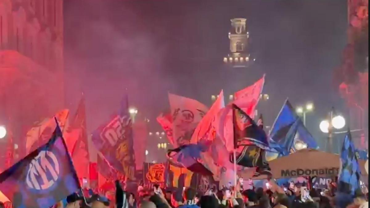 VIDEO - L'Inter è campione d'Italia, Milano esplode: le immagini del corteo 