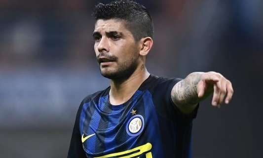 CdS - Pioli, emergenza in mediana per l'EL: Banega verso il rilancio definitivo?