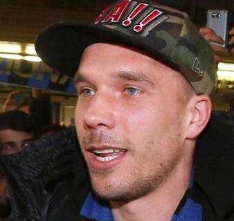 Podolski, corsa contro il tempo degli avvocati Inter