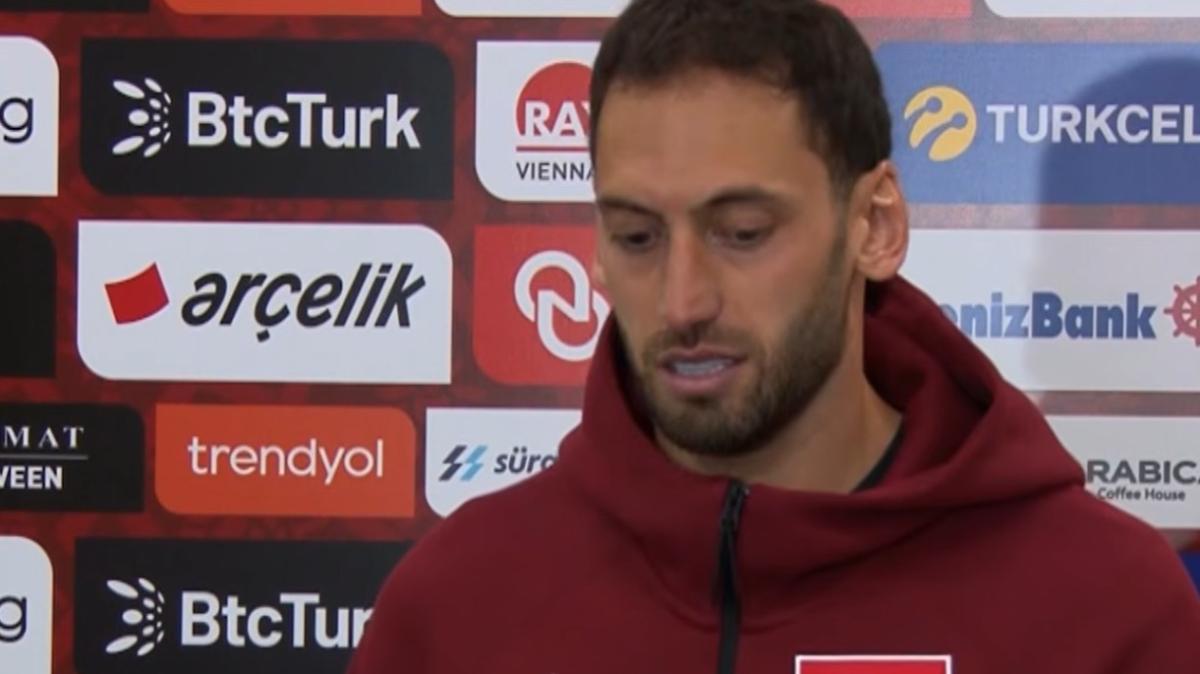 La gioia di Calhanoglu: "Ho scelto la Turchia col sogno dei Mondiali. Spero faremo un grande torneo"