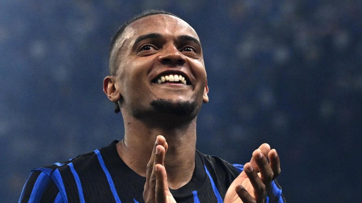 Svizzera, Akanji: "Ho cercato di dire a tutti di non perdere la testa"
