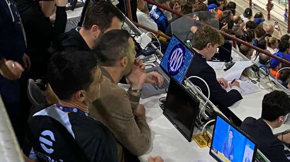 FOTO - Handanovic in tribuna stampa per 'analizzare' Inter-Cagliari