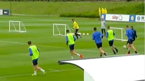 VIDEO - Handanovic si esalta con i piedi: pennellata in partitella