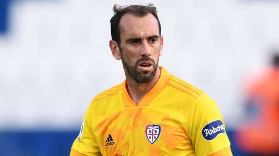 Cagliari, Godin positivo al Covid-19: salta la sfida con la Juve. Out anche Nandez