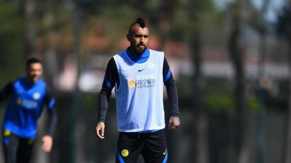 Verso Inter-Verona, ancora personalizzato per Vidal e Kolarov: recupero difficile 