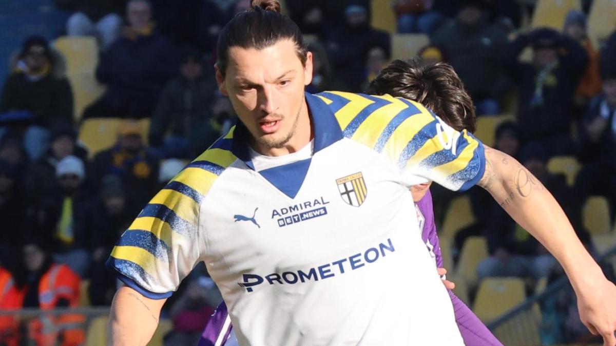 Cremonese, colpo in attacco prima della sfida contro l'Inter: arriva Milan Djuric dal Parma