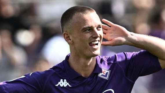 Gudmundsson si prende la Fiorentina: doppietta dal dischetto per l'islandese, Lazio ko 2-1