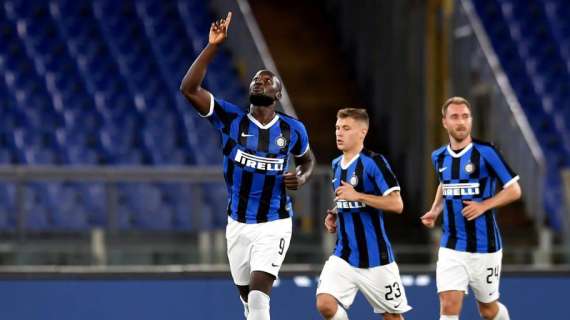 Lukaku, rigore da Champions: suo il gol del 2-2 a Roma, pass europeo staccato con 4 turni di anticipo