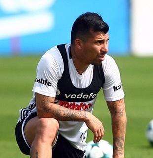 Medel, oggi debutto in UCL. Il tecnico del Besiktas Günes: "Può fare il centrale, il mediano e il terzino"