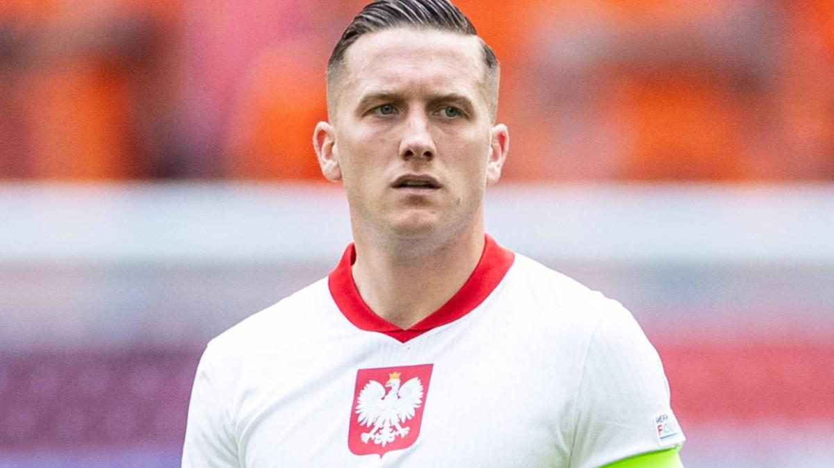 Polonia, Urban: "Playoff tra 4 mesi, posso solo augurarmi che i miei calciatori giochino nei rispettivi club"