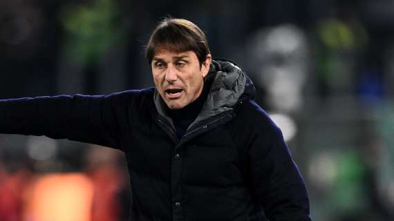 Conte è Coach Of The Month di gennaio. De Siervo: "Napoli in lotta per lo scudetto fino all'ultima giornata"