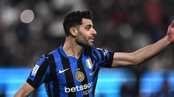 Romano: "Taremi-Olympiacos, all'Inter 2,5 milioni di euro. Club al lavoro per il via libera"
