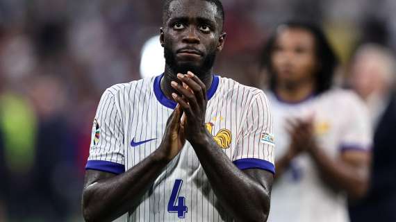 GdS - L'Inter riflette sul difensore del futuro: i nomi e lo scenario. Pavard saluta? Upamecano piace più di Kim 