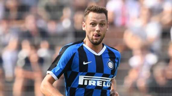 Mundo Deportivo - Retroscena De Vrij: offerto dall'Inter, il Barça ha sempre rifiutato