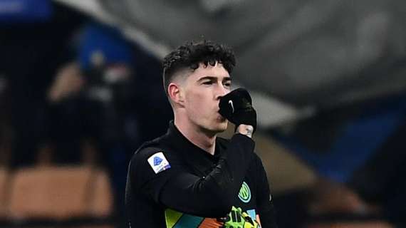 Bastoni, messaggio su Instagram per annunciare le prossime nozze con Camilla