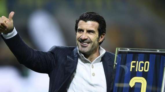 Luis Figo si schiera: "La Catalogna è Spagna"