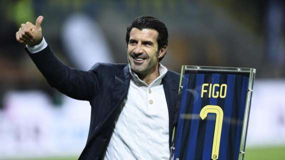 Dall'Inter auguri social anche a Luis Figo per i 45 anni: "Eleganza, tecnica, carisma e personalità"