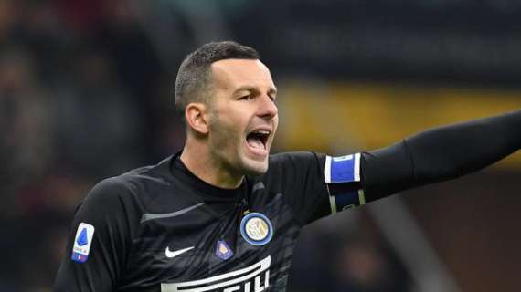 VIDEO - L'Inter chiede ai propri tifosi di votare la miglior parata di Handanovic nel 2019