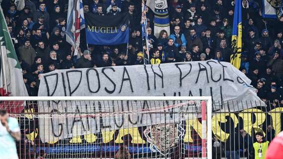 FOTO - Dalla Curva Nord il saluto per Gianluca Vialli: "Riposa in pace"