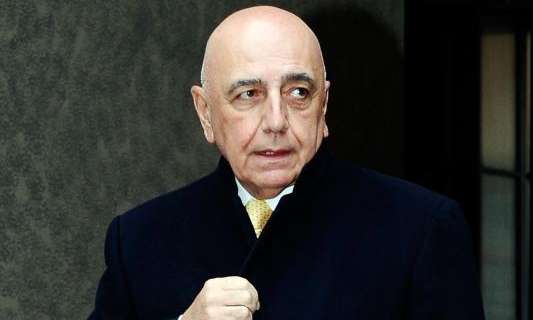 Galliani: "Non ho visto il gesto di Balotelli. Con lui..."