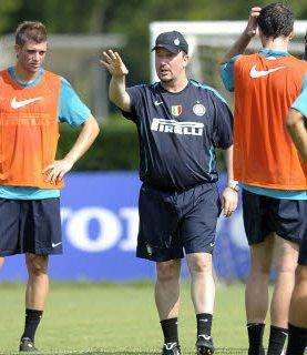 Inter: da domani al lavoro senza 10 giocatori