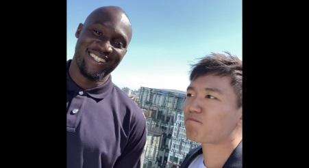 Zhang accoglie Lukaku: "Il boss è tornato". La risposta di Rom: "Grazie per la fiducia"