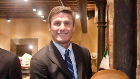 Nuova piscina a Erba, Javier Zanetti all'inaugurazione