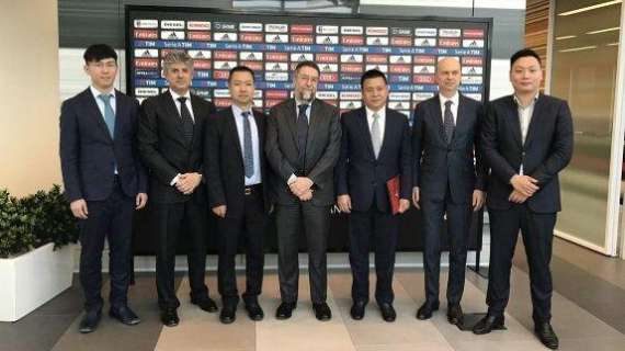 CdS - Inter e Milan lontani: non c'è feeling tra i gruppi cinesi. Stadio e Fassone... 