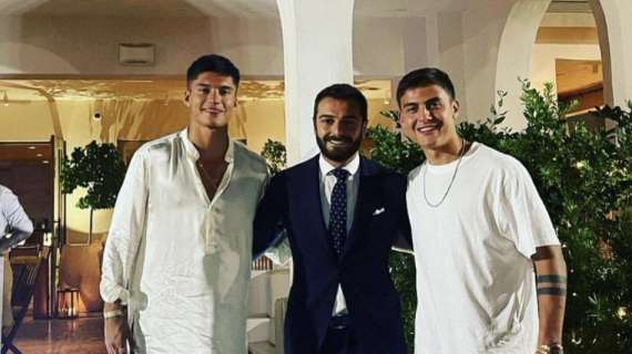 FOTO - "Benvenuto all'Inter": Correa e Dybala si portano avanti, lo scatto insieme in vacanza