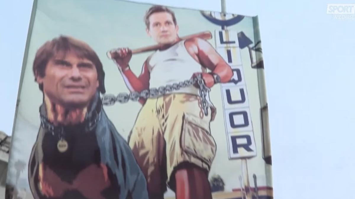 Tifosi interisti scatenati: spunta striscione con Conte al guinzaglio di Chivu