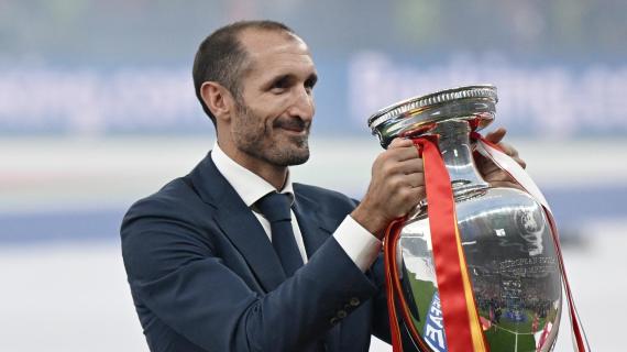 Juventus, Chiellini spazza via le voci su Vlahovic: "Ho sentito cose surreali, resta qui fino a giugno"