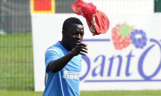 L'ag. di Muntari: "Assurdo se rimanesse all'Inter"