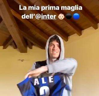 Bastoni-Inter, feeling speciale che dura da tempo: foto con la sua prima maglia nerazzurra