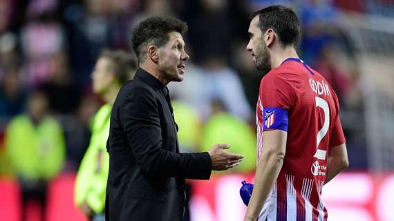 Atletico Madrid, Simeone: "Godin è stato importante per la sua personalità"