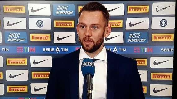 De Vrij a InterTV: "Non ci vogliamo fermare. Cresciuti nel pragmatismo e nel leggere le diverse partite"