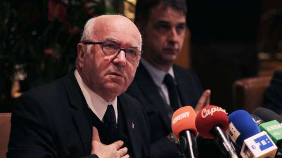 Tavecchio polemico: "Che errore enorme portare in Serie A 20 squadre"