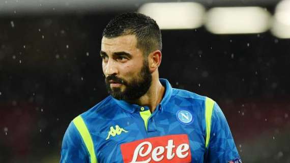 Napoli, Albiol: "Dobbiamo chiudere prima le partite. Ora testa all'Inter"