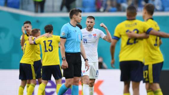 Euro 2020, Skriniar eliminato: la Slovacchia sprofonda sotto i colpi della Spagna (5-0). Svezia prima, Lewa a casa 