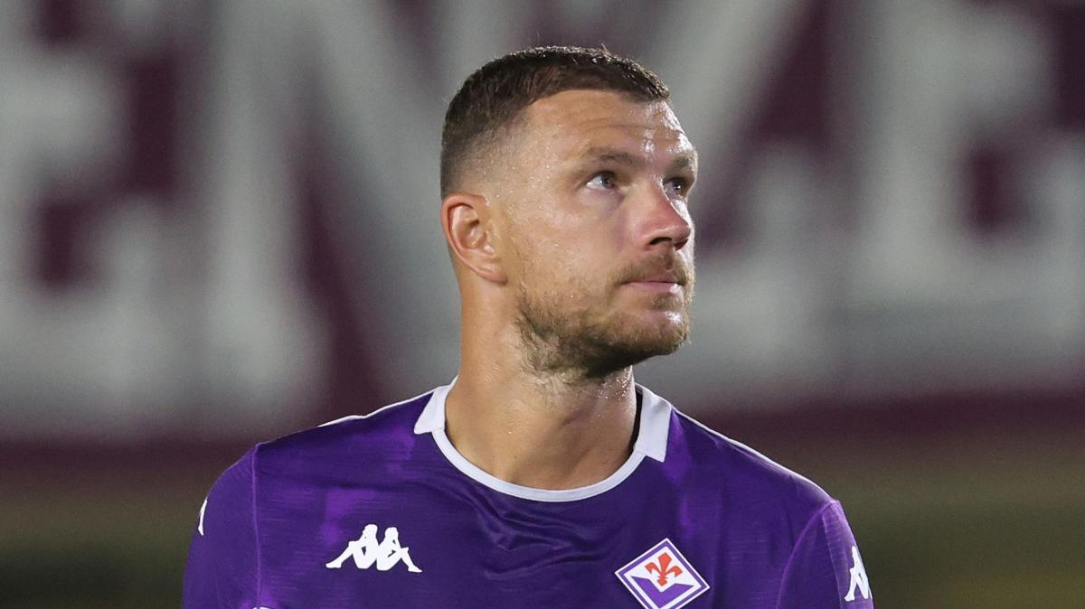 Fiorentina, Dzeko: "Vittoria che porta positività. Adesso bisogna tornare a vincere anche in campionato"