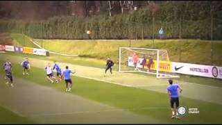 VIDEO - Jovetic fa l'acrobata: che gol alla Pinetina! 