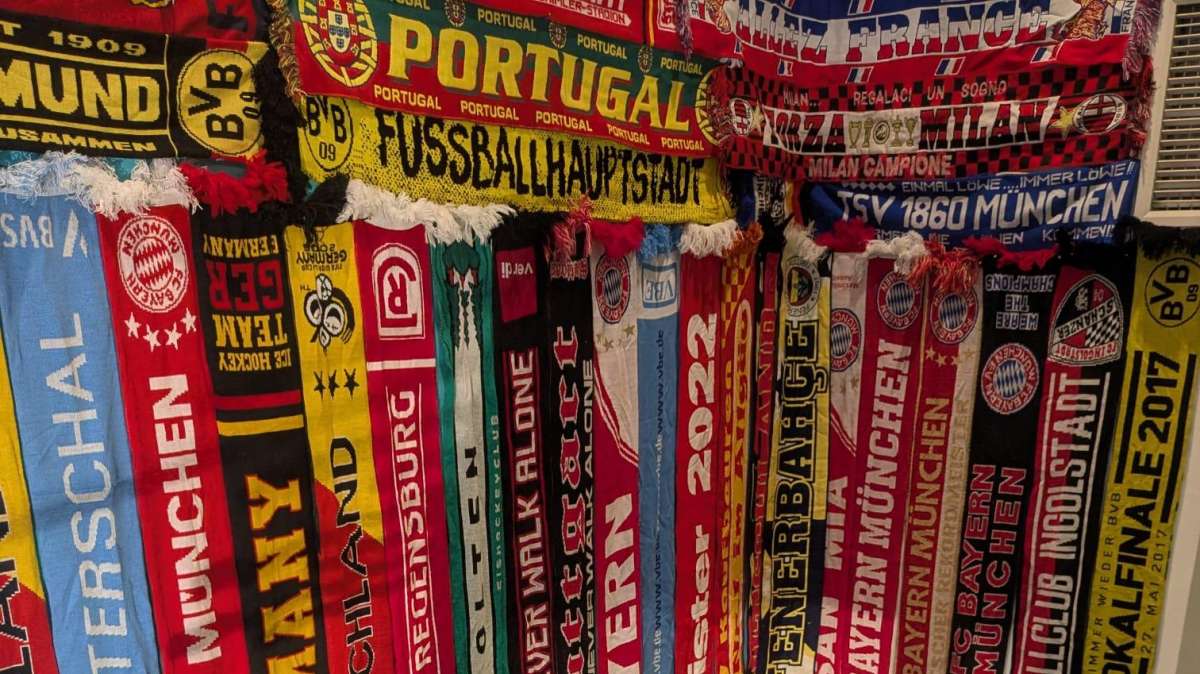 Alla vigilia del derby apre Humana Football Corner: il calcio vintage a portata di mano